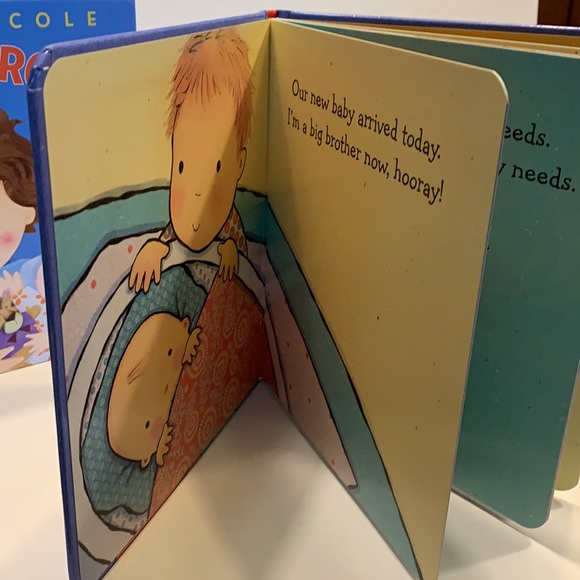 👍2/$26👍 Set of three family books - Picture 4 of 9